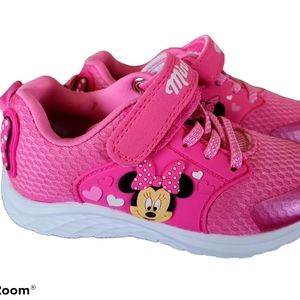 Minnie mouse pink girl shoes, NWT